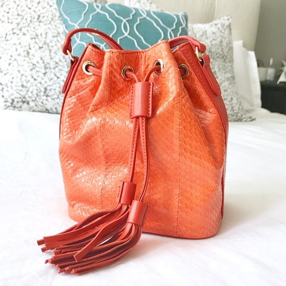 Sharif Handbags - Bella by Sharif NEW Snakeskin Bucket Crossbody